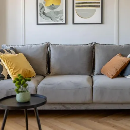 Ecru Luxurious Center Near Old Town Wwa10 Apartment Warsaw